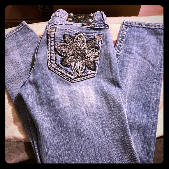 Miss Me Jeans - Picture 1 of 6